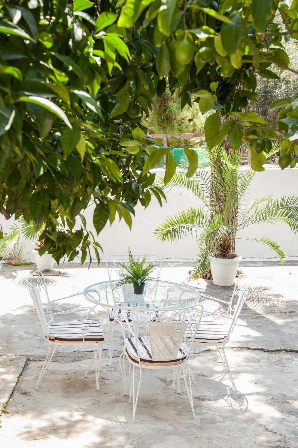 Sunny And Minimal In Glyfada With 3 Bdrm Apartament