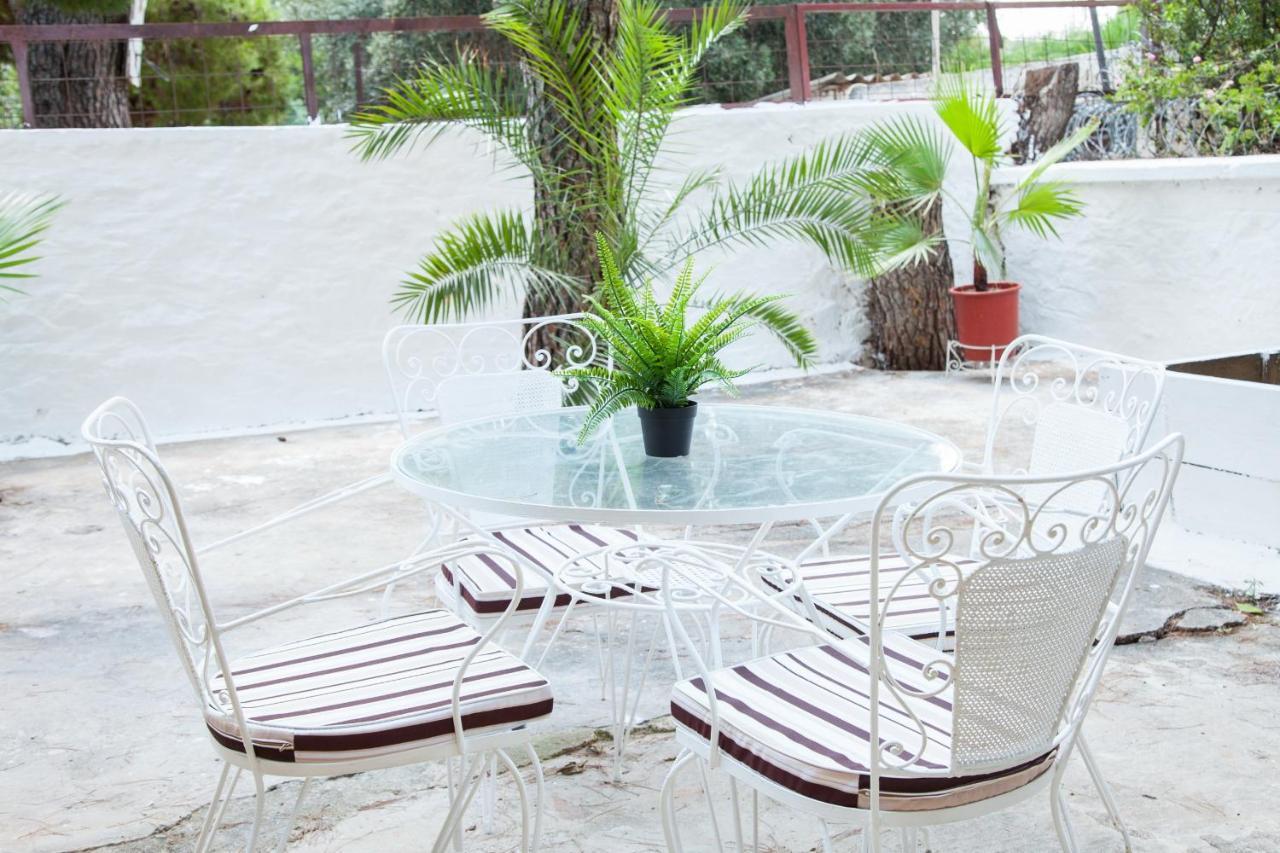 Sunny And Minimal In Glyfada With 3 Bdrm Apartament *