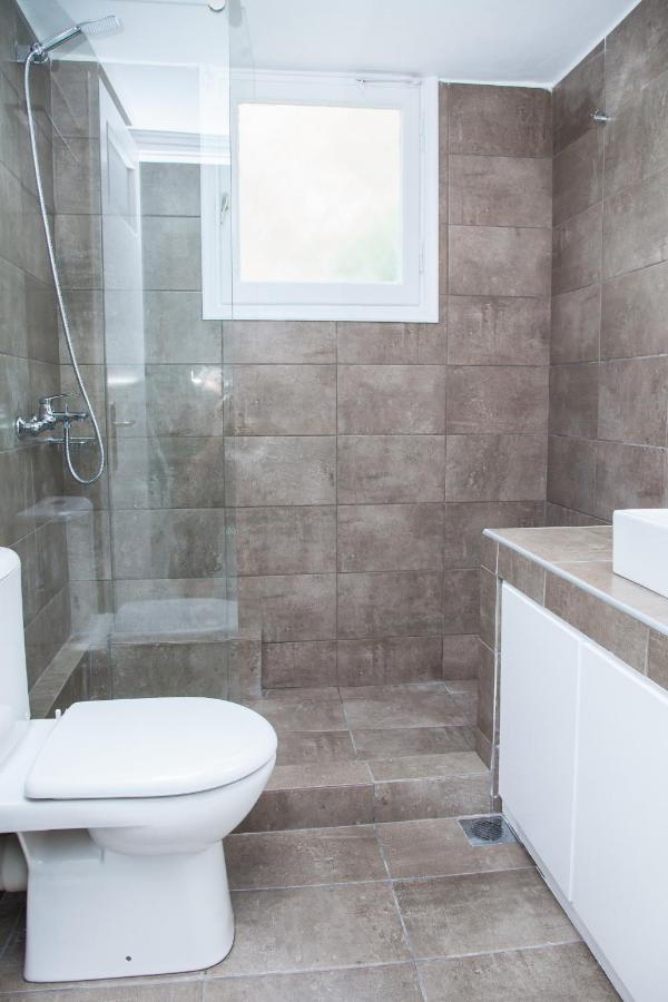 Apartament Sunny And Minimal In Glyfada With 3 Bdrm *