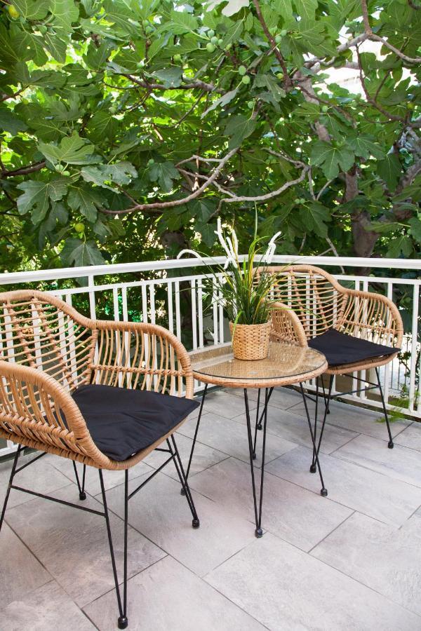 Sunny And Minimal In Glyfada With 3 Bdrm * Athens