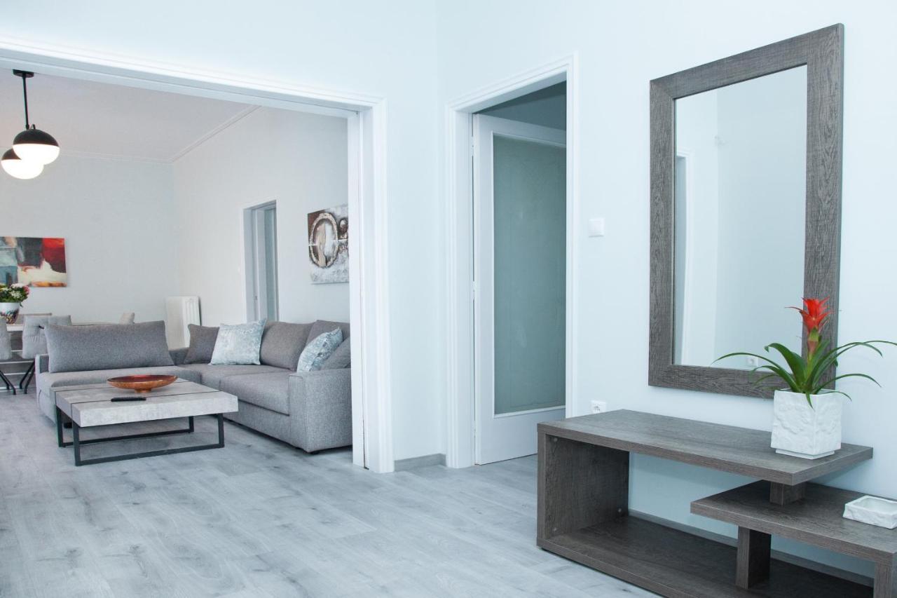 Sunny And Minimal In Glyfada With 3 Bdrm *